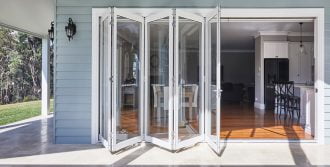 Paragon bi-fold door in Pearl White