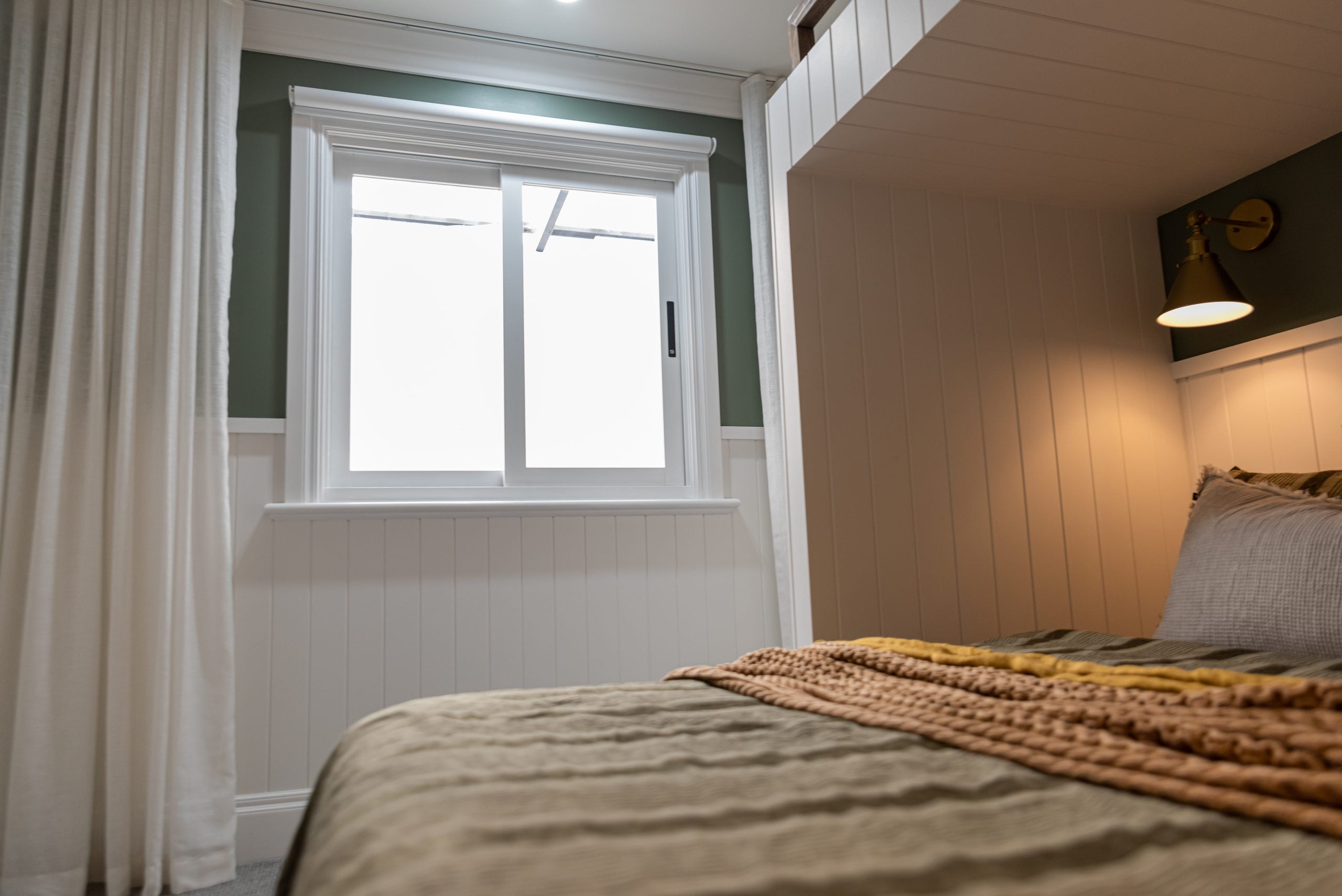 Room in light colours, with illumination through a window