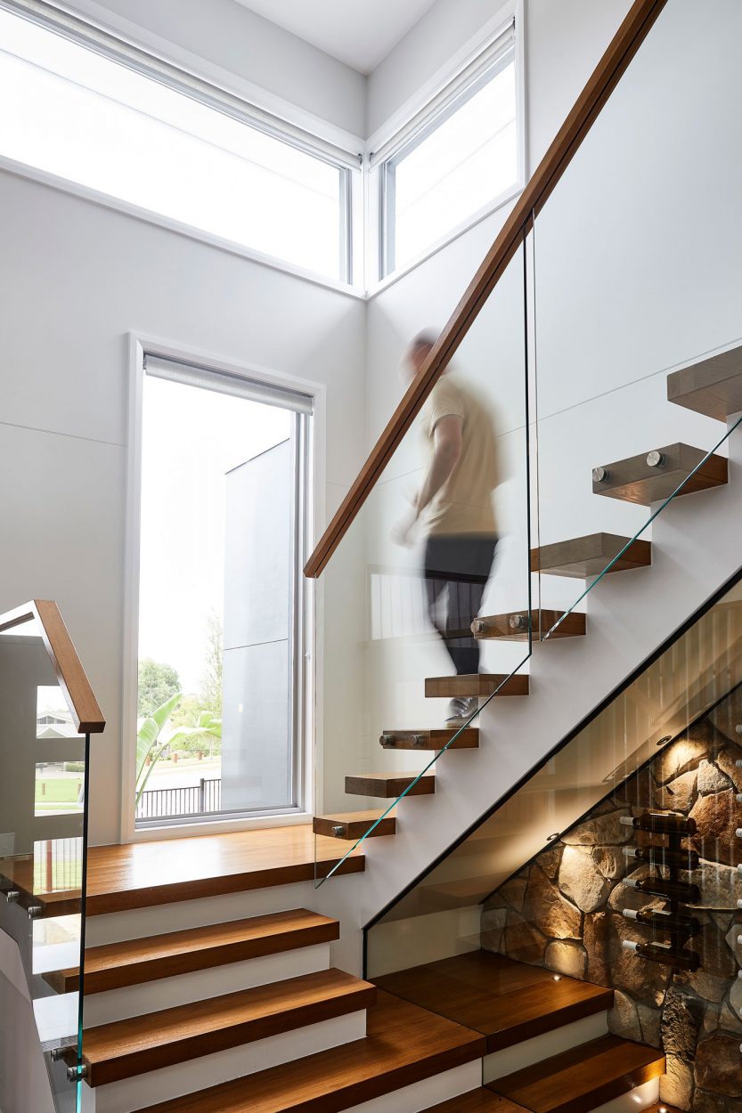 Horizon fixed windows in Shale Grey