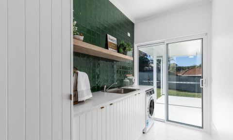 Horizon sliding door in Pearl White, Hopwood Homes