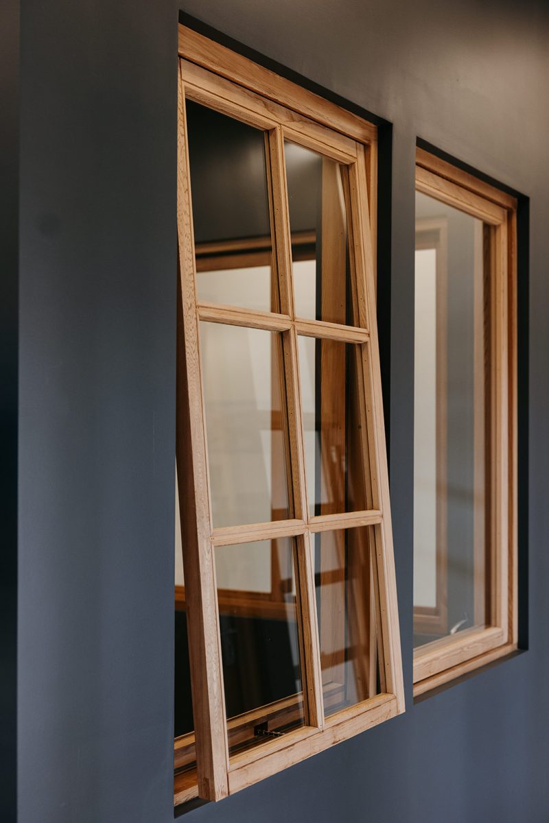 Natura timber awning window