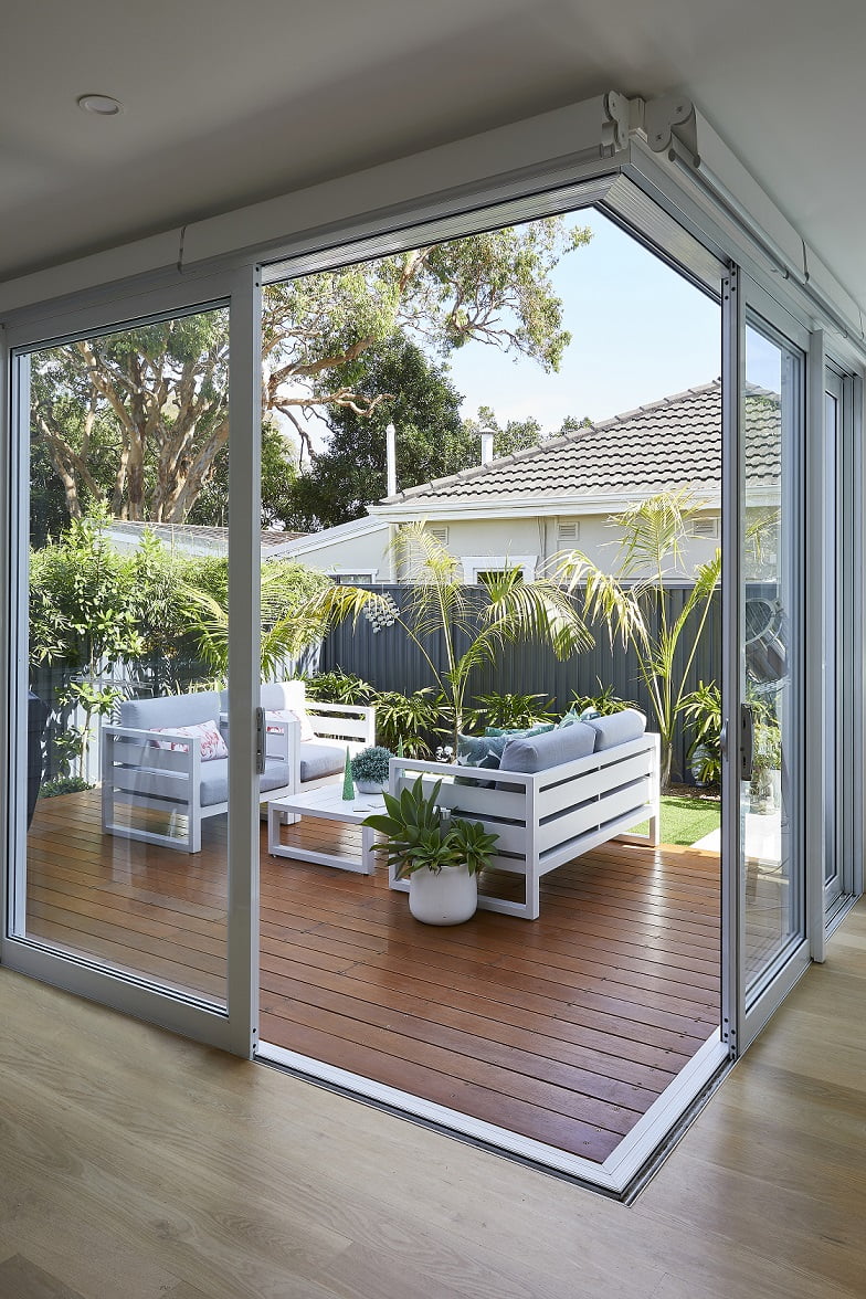 stacking doors looking out to deck